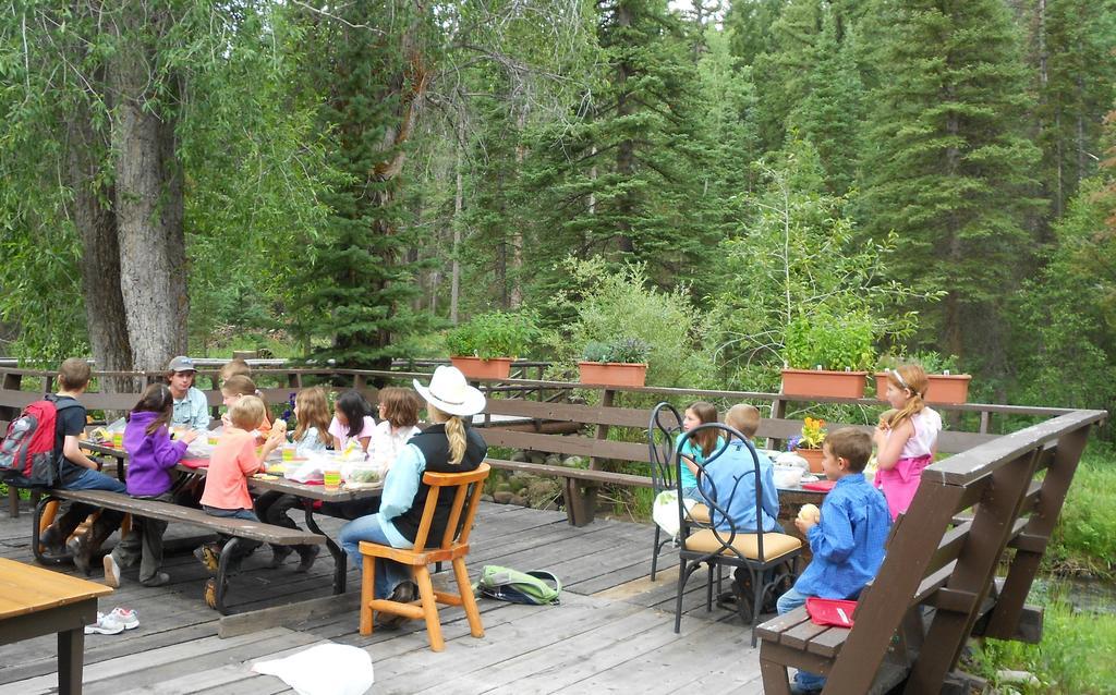 Medicine Bow Lodge Tenmile Exterior photo